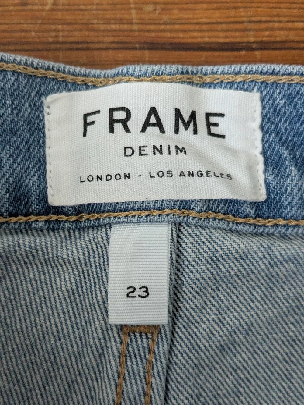 FRAME Le Vintage Bermuda Denim Shorts Medina Light Wash 23